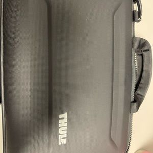 Thule laptop bag